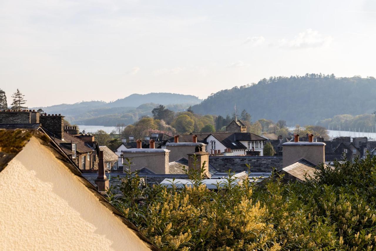 Luxury 2 Bed Room Lake View Apt Bowness Parking Экстерьер фото